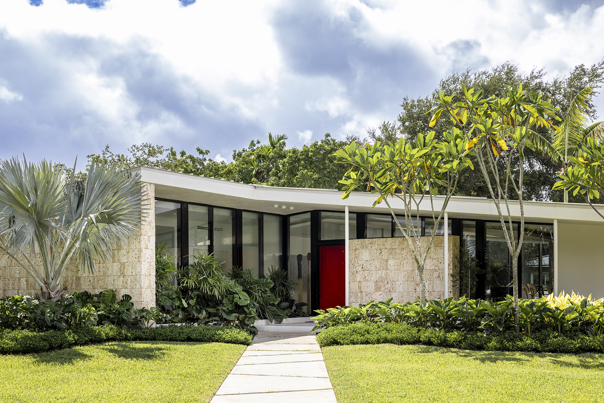 5_©2025_Blanco__MG_1045-Editar