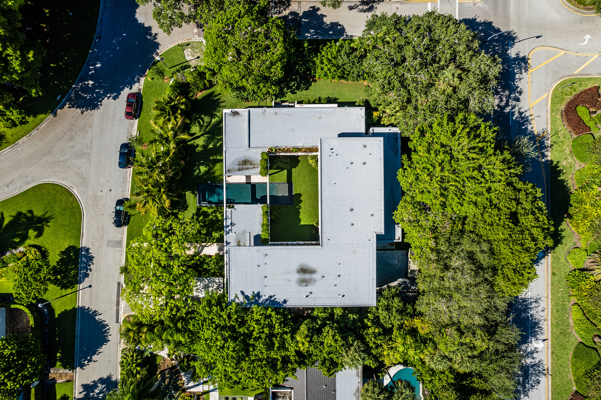 Poinciana_4550 Bay Point Rd Miami FL-print-125-066-DJI 0003-4200x2798-300dpi