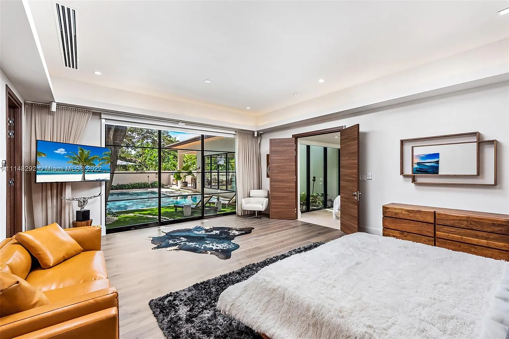 Robles_10032b796bcb6bb4531a29b6c1ab87a9-uncropped_scaled_within_1536_1152